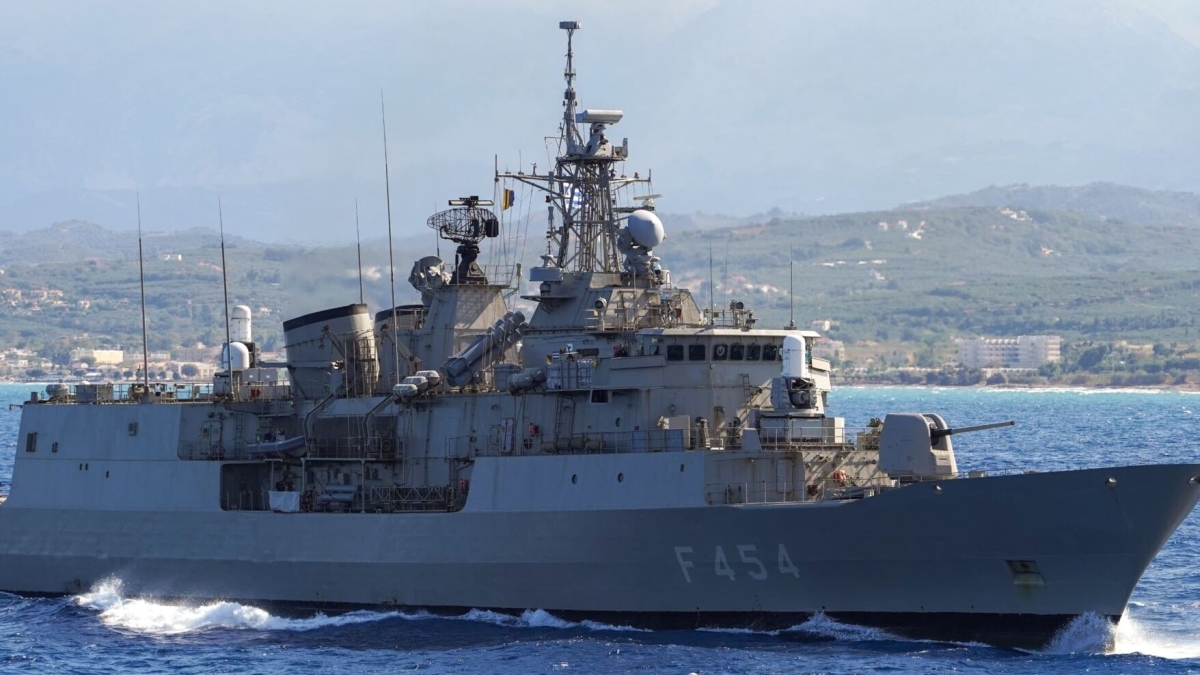 Φρεγάτα Ψαρά άμυνα drone Ερυθρά Θάλασσα