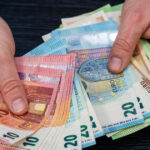 Αύξηση κατώτατου μισθού 920 ευρώ καθαρό ποσό