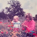 Μπρούκλιν Μπέκαμ Νίκολα Πελτζ Ημέρα Μητέρας Instagram