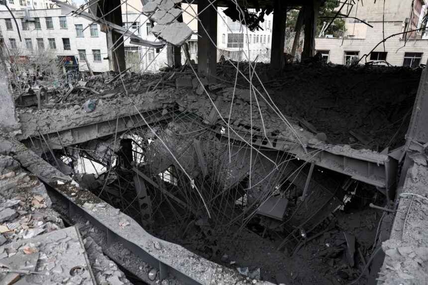 Αεροπορική επιδρομή Ισραήλ πανεπιστήμιο Τεχεράνη Ιμάμ Χοσεΐν