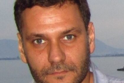 Απομάκρυνση ζώων κοτέτσι Αμπελόκηπους ταράτσα