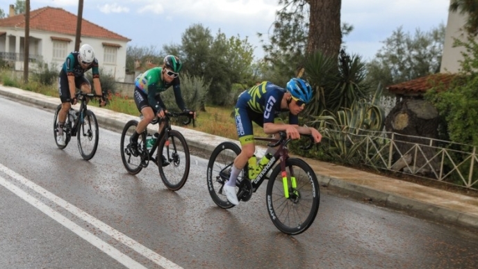 Παιδιά συμμετέχουν στις παράλληλες δράσεις ΔΕΗ Tour