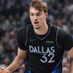 Κούπερ Φλαγκ Τζον Πουλακίδας Μάβερικς NBA