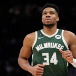 Γιάννης Αντετοκούνμπο NBA Ρόκετς