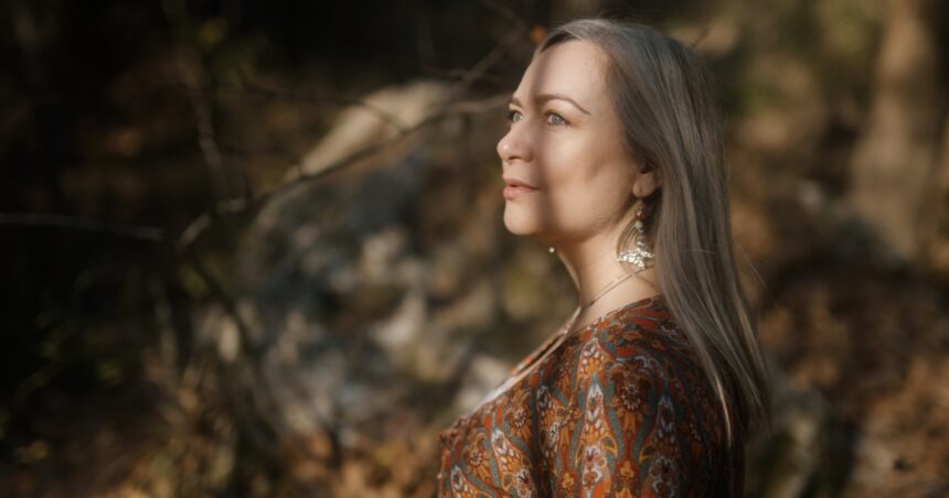 Ρίτα Αντωνοπούλου με το δίσκο Έχω μια θάλασσα αγάπη