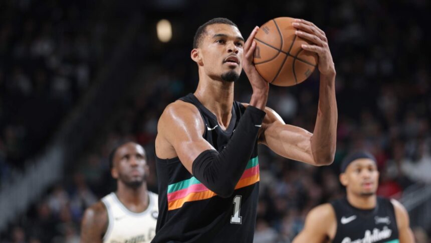 Μπακς Σπερς 95-127 Γουεμπανιάμα NBA