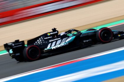 Τζορτζ Ράσελ Mercedes F1 Ιαπωνία FP1 Σουζούκα