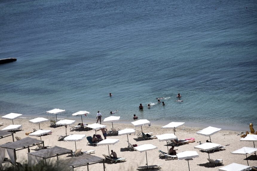 Χαλκιδική τουριστική σεζόν οικονομία επιχειρήσεις