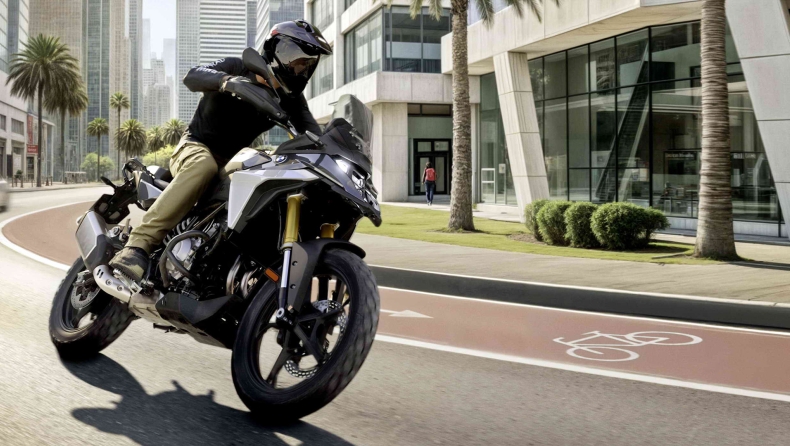 Μοτοσυκλέτα με πινακίδα κυκλοφορίας