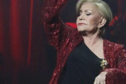 Μαρινέλλα κλασικό τραγούδι Άνοιξε Πέτρα