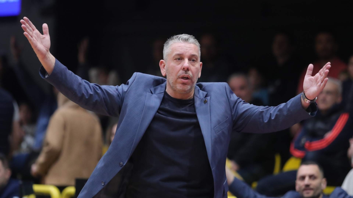 Ηλίας Παπαθεοδώρου προπονητής Μαρούσι Stoiximan GBL