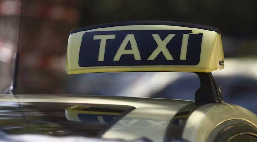 Συγκέντρωση ταξιτζήδων σε απεργία για το νομοσχέδιο