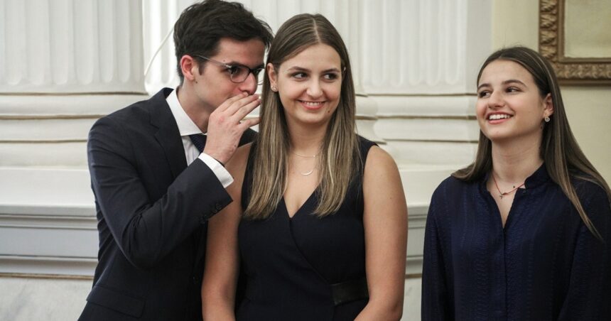 Σοφία Μητσοτάκη boarding pass Aegean Μουσκάτ