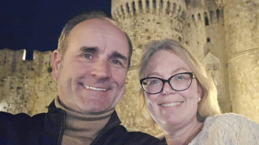 Γερμανός και Γερμανίδα ζευγάρι στη Ρόδο παράδοση