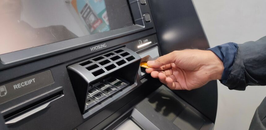 Πληρωμή επιδομάτων Μαρτίου ΕΦΚΑ ΔΥΠΑ