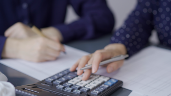 Μειώσεις φόρων ΕΝΦΙΑ τεκμήρια διαβίωσης δηλώσεις εισοδήματος