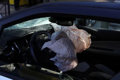 Τροχαίο ατύχημα αυτοκίνητο Πάτρα