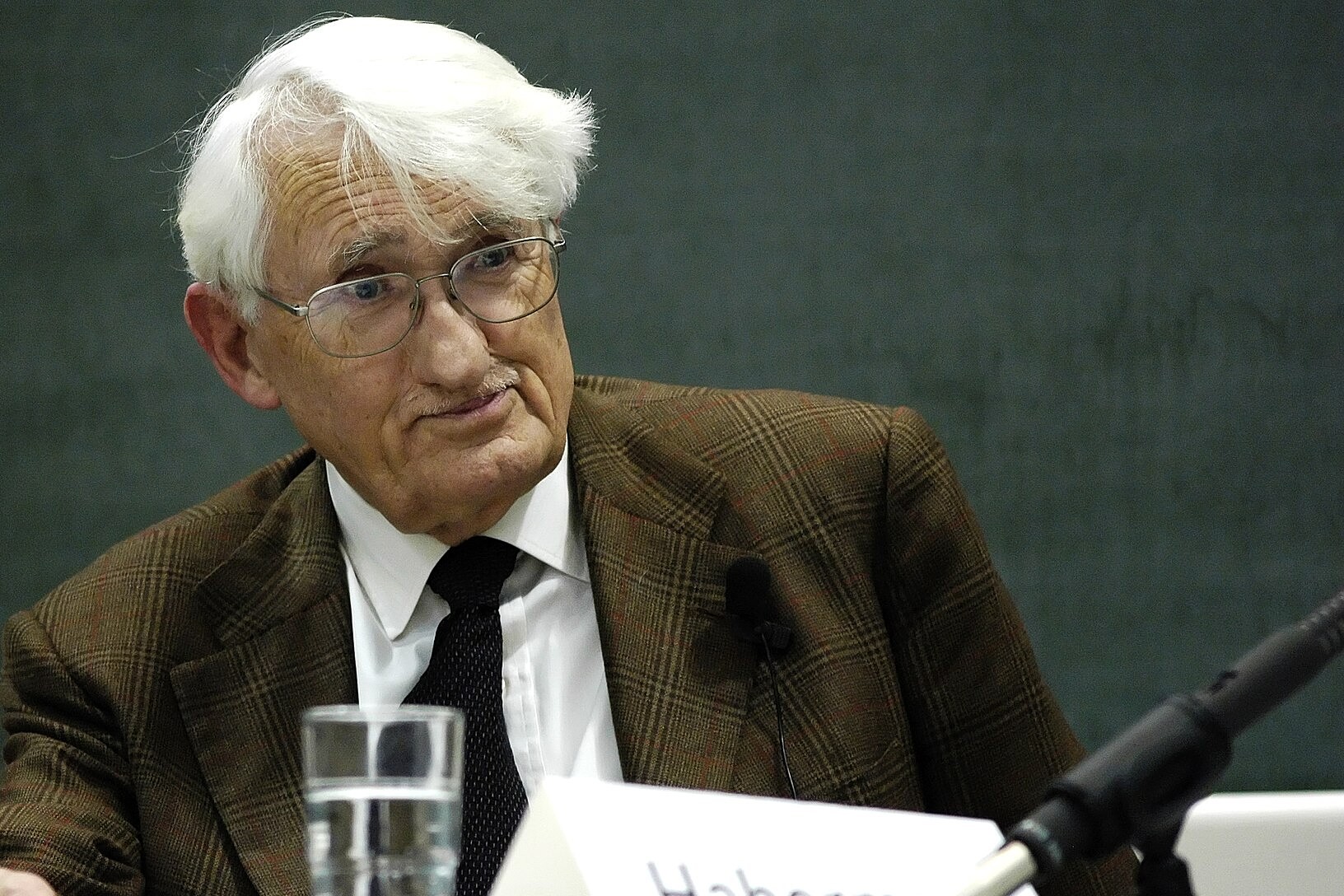 Γιούργκεν Χάμπερμας φιλόσοφος θεωρία δημόσιας σφαίρας