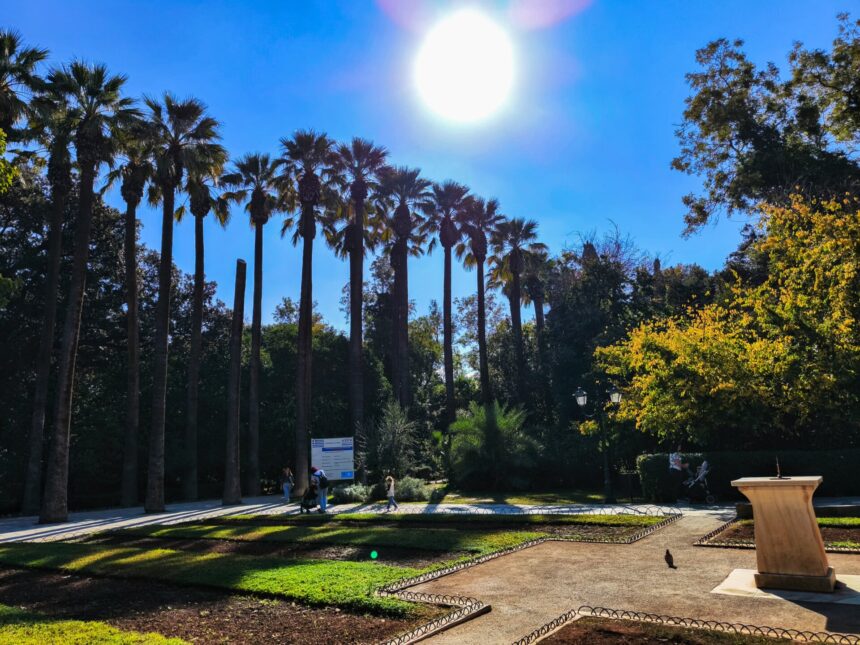 Καιρός Κυριακή αίθριος λιακάδα