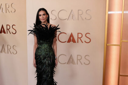 Τζέσι Μπάκλεϊ Όσκαρ 2026 κόκκινο χαλί Chanel