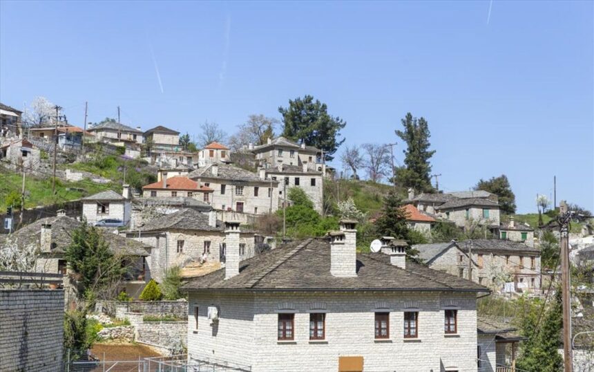 Ελληνικός τουρισμός αισιοδοξία επιχειρηματίες