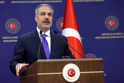 Ντίνος Μαυροπάνος κεφαλιάρι γκολ Γουέστ Χαμ