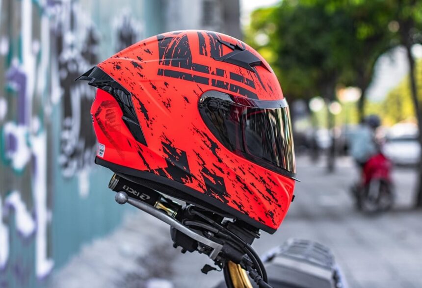 Αστυνομικός έλεγχος παραβάσεων κράνους δικύκλων Θεσσαλονίκη