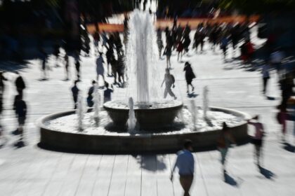 Κυριάκος Πιερρακάκης υπουργός οικονομίας κατώτατος μισθός