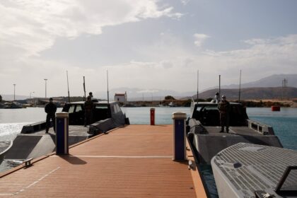 Πολωνός κατασκοπεία Σούδα τροχόσπιτο