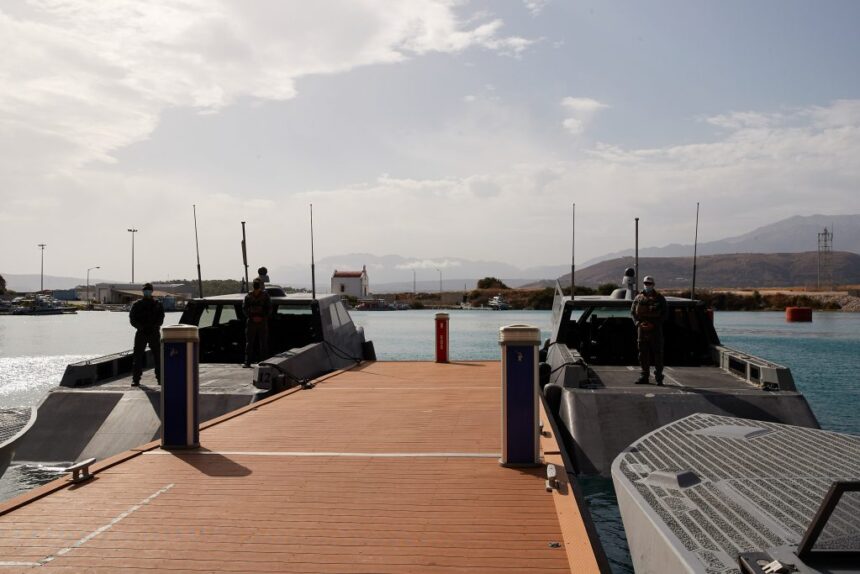 Πολωνός κατασκοπεία Σούδα τροχόσπιτο