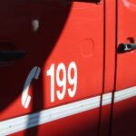 Πυροσβέστες επιχειρούν κατάσβεση φωτιάς στη ΠΑΘΕ Θεσσαλονίκης