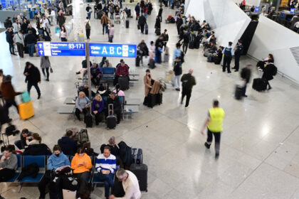 σύστημα EES έλεγχος διαβατηρίων αεροδρόμιο