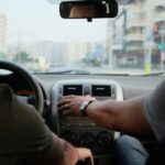 Άνδρας περνά εξετάσεις οδήγησης Πολωνία Τάρνοβ