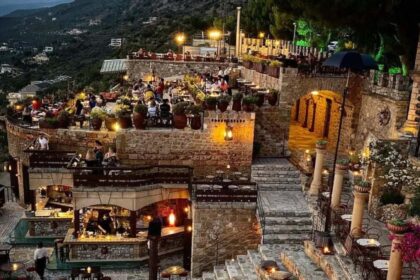 Καστράκι Καλαμάτας μεσαιωνικό εστιατόριο-bar