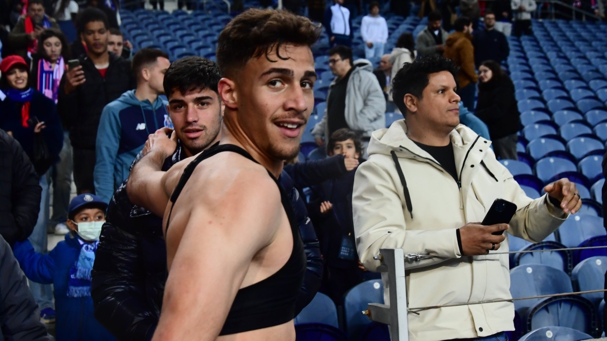 Θανάσης Κωστούλας και παιδιά του Κωστούλα