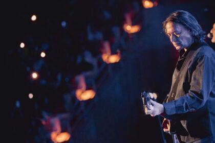 Γιάννης Κότσιρας συναυλία 30 χρόνια Θεσσαλονίκη