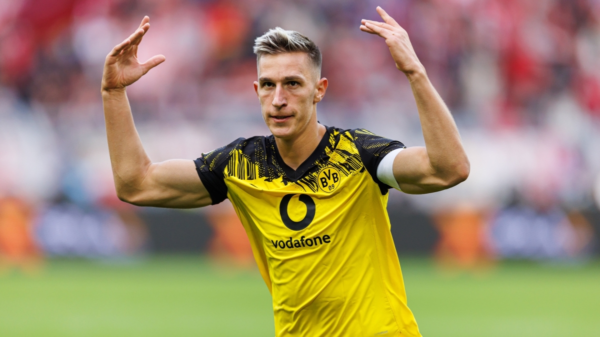 Νίκο Σλότερμπεκ Ντόρτμουντ ανανέωσε συμβόλαιο