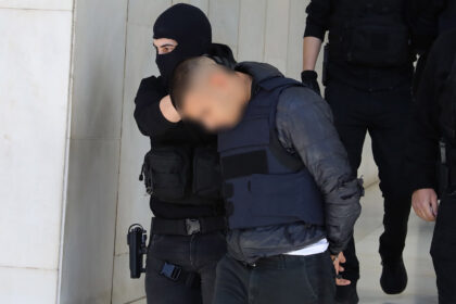 δολοφονία Άγιος Δημήτριος 27χρονος μαχαιρώθηκε