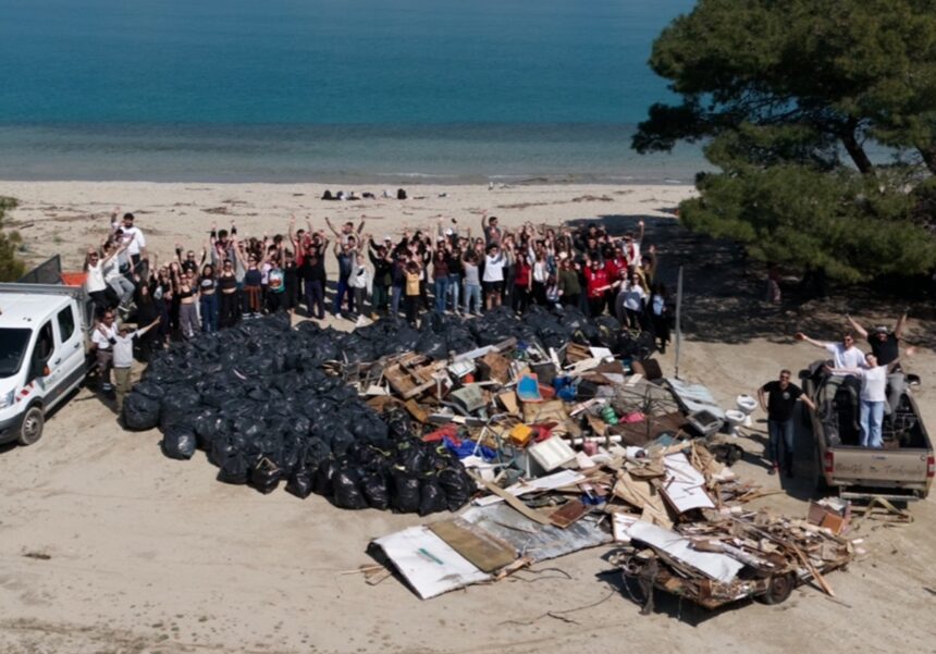 Εθελοντές Cleaningans καθαρισμό Γλαρόκαβος Χαλκιδική απορρίμματα