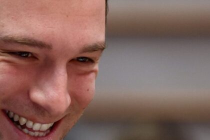 Μπαρντελά και πριγκίπισσα Μαρία-Καρολίνα διακοπές Κορσική