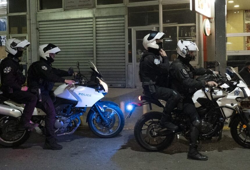 Δίκυκλο ΕΛ.ΑΣ. Θεσσαλονίκη μετά τη σύγκρουση