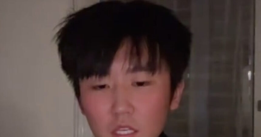 Κινέζος στη Πάφο τραγουδά Παραμυθιάζομαι Παντελίδη