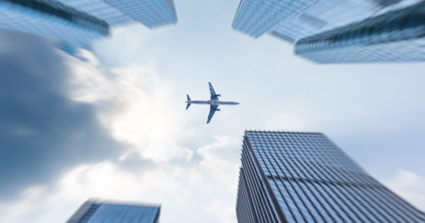 Ryanair Βερολίνο μείωση πτήσεων και κλείσιμο βάσης