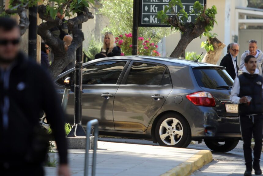 Κάρτα Ελέγχου Καυσαερίων σε συνεργείο με όχημα