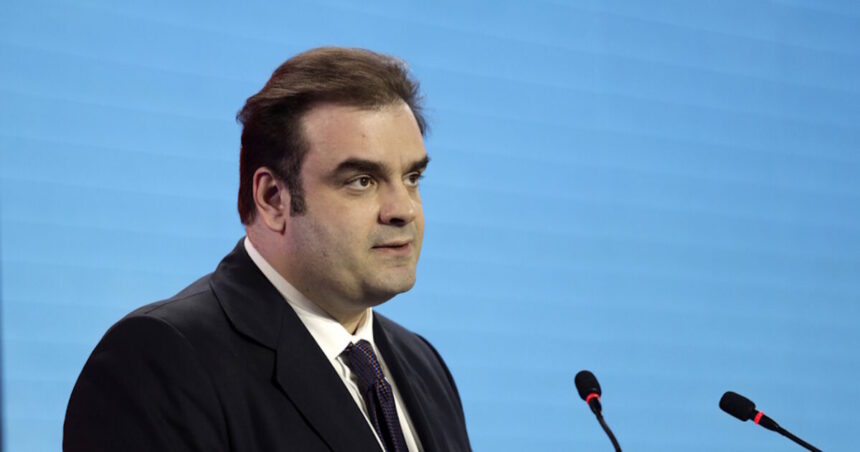 Μητσοτάκης ανακοινώνει μέτρα μετά το πρωτογενές πλεόνασμα