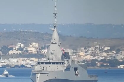 φρεγάτα Κίμων πρώτη ελληνική Belharra στον Πειραιά