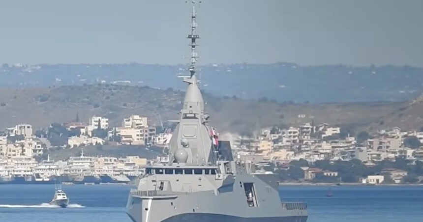 φρεγάτα Κίμων πρώτη ελληνική Belharra στον Πειραιά