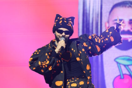 Ακύλας Eurovision Ferto Άμστερνταμ