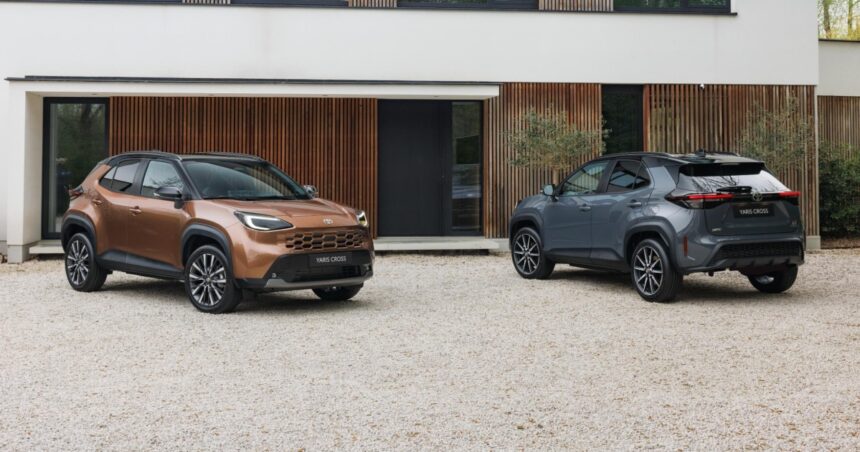 Toyota Yaris Cross ανανέωση νέα μάσκα εμπρός