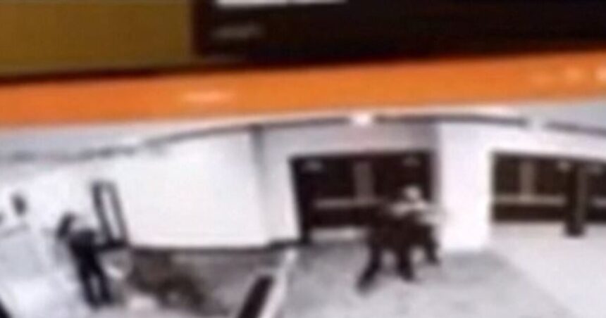 βίντεο επίθεσης Λευκού Οίκου με Κόουλ Άλεν